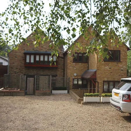 Harpenden House Apartment Room photo