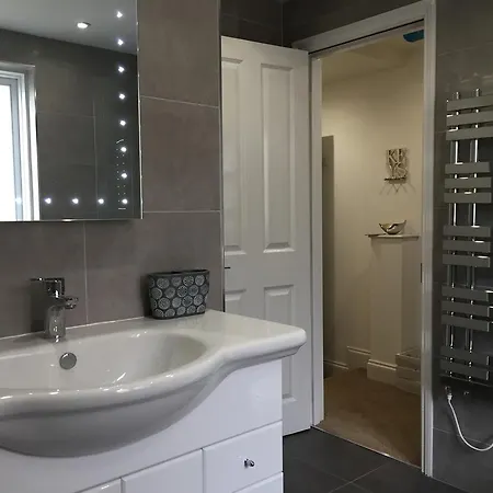 Harpenden House Apartment Room photo