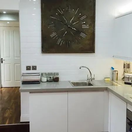 Harpenden House Apartment Room photo