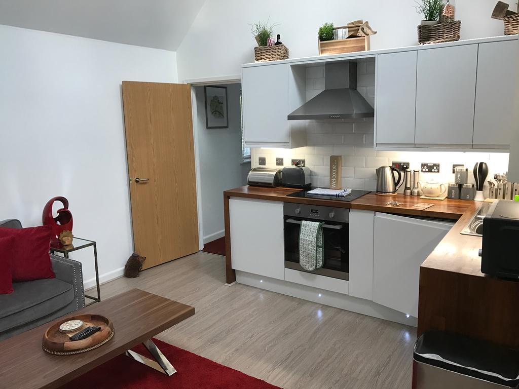 House Apartment *