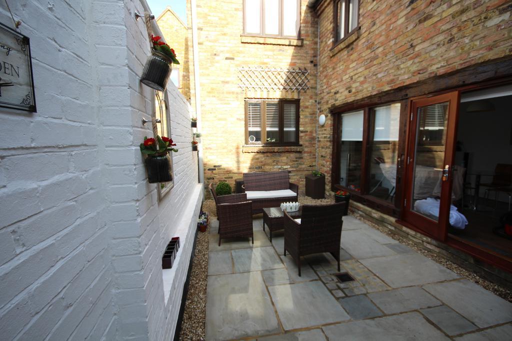 House * Harpenden